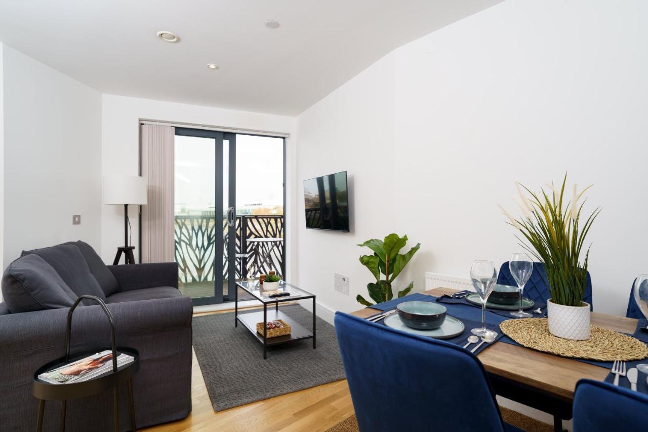 1 Bed Flat Near Canary Wharf, O2 Apartment London Exterior photo
